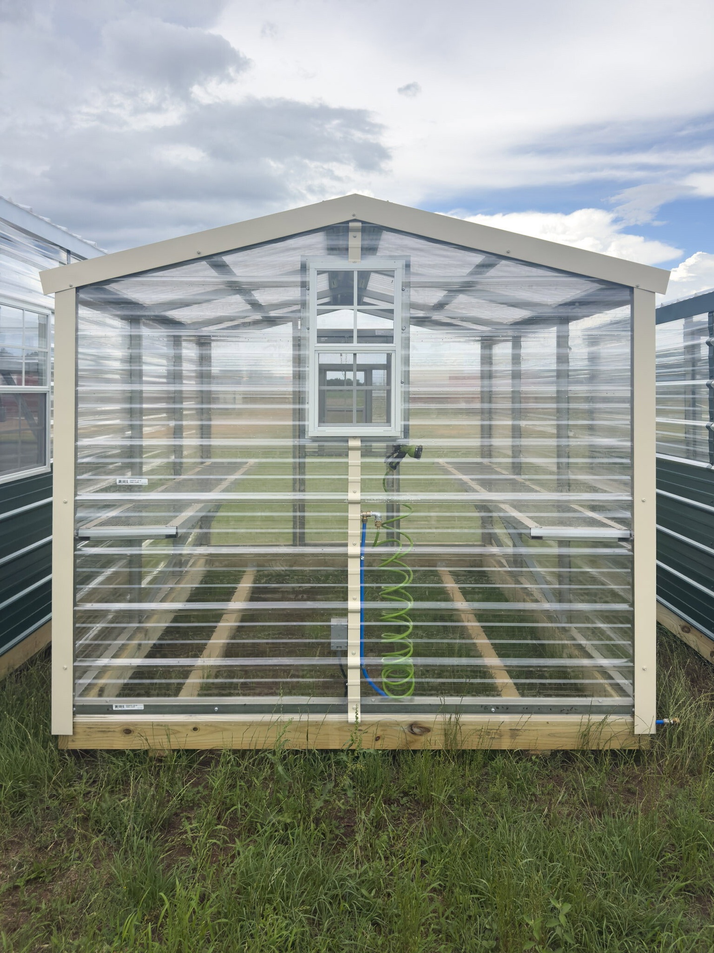 8x10 Greenhouse serial AFSG-9394-0810-120126