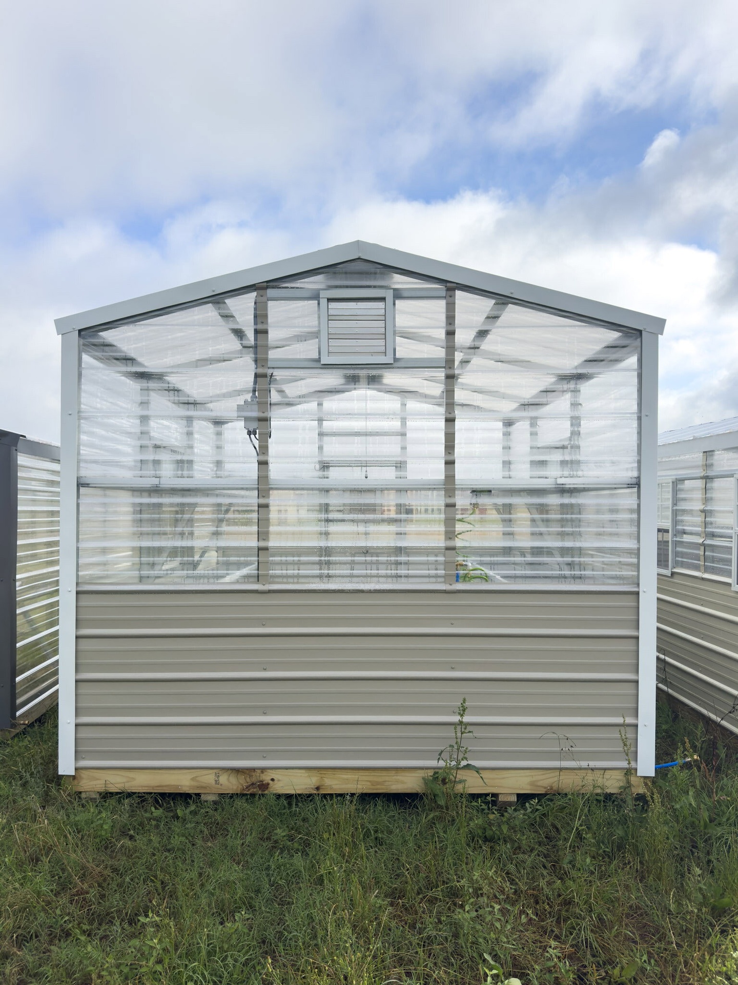 10x12 Greenhouse Deluxe serial DSGR-8796-1012-050525