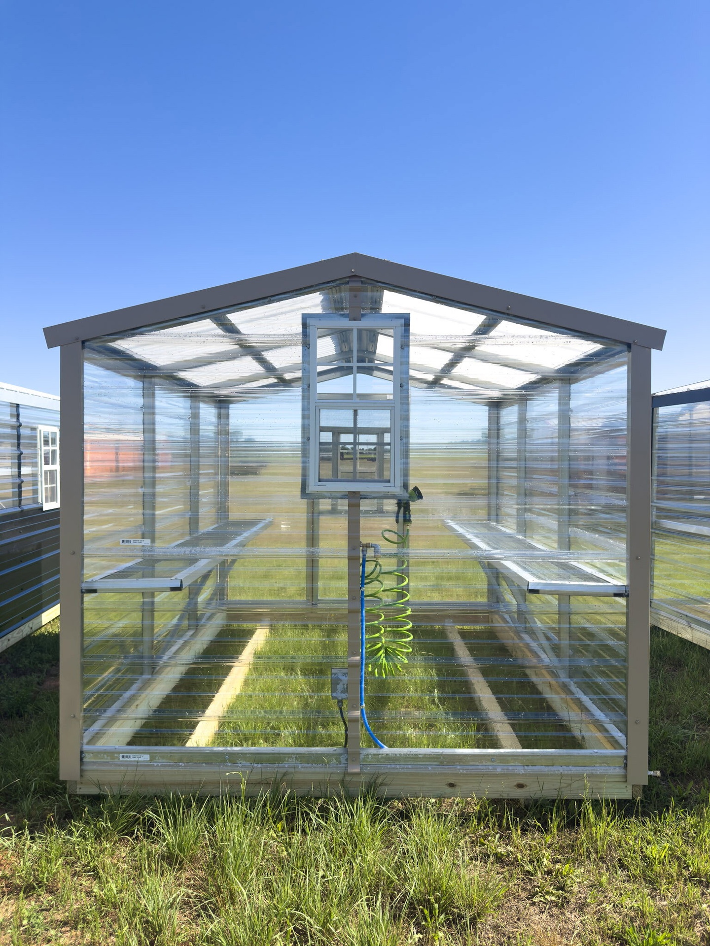 8x10 Greenhouse serial AFSG-9392-0810-120126