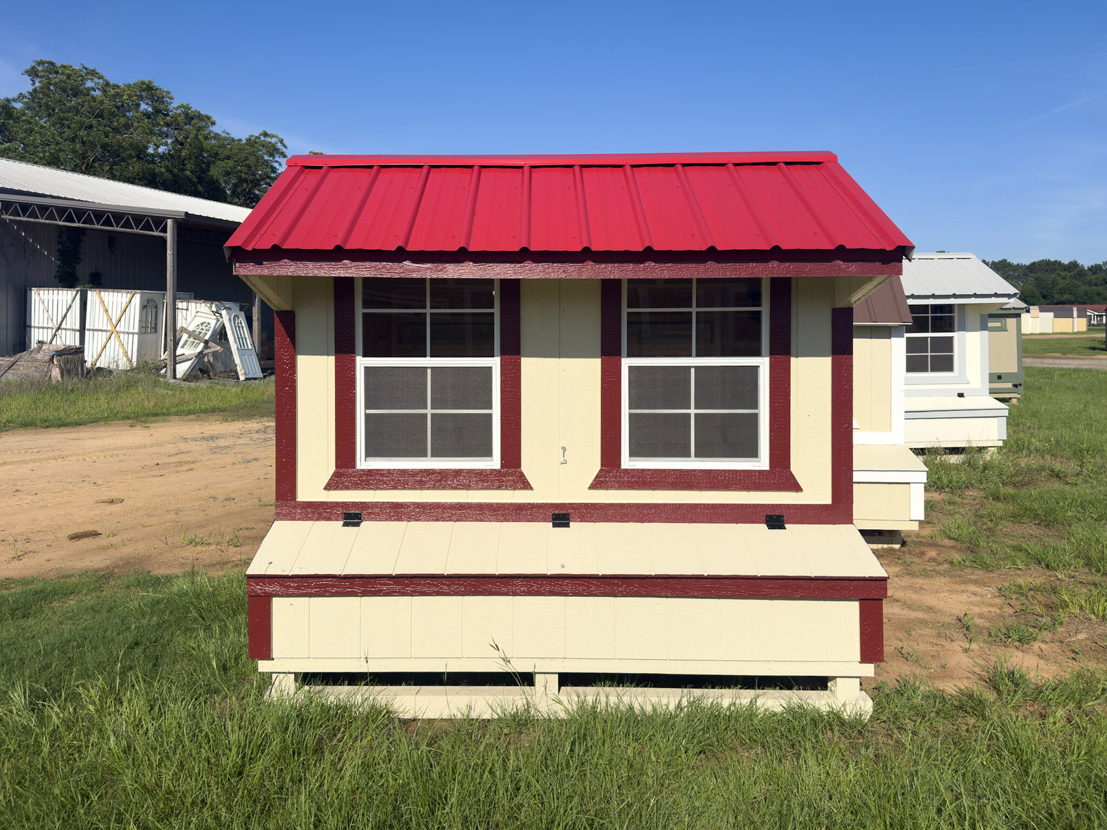 5x8 Cottage Style Chicken Coop serial CSCC-9520-0508-030426