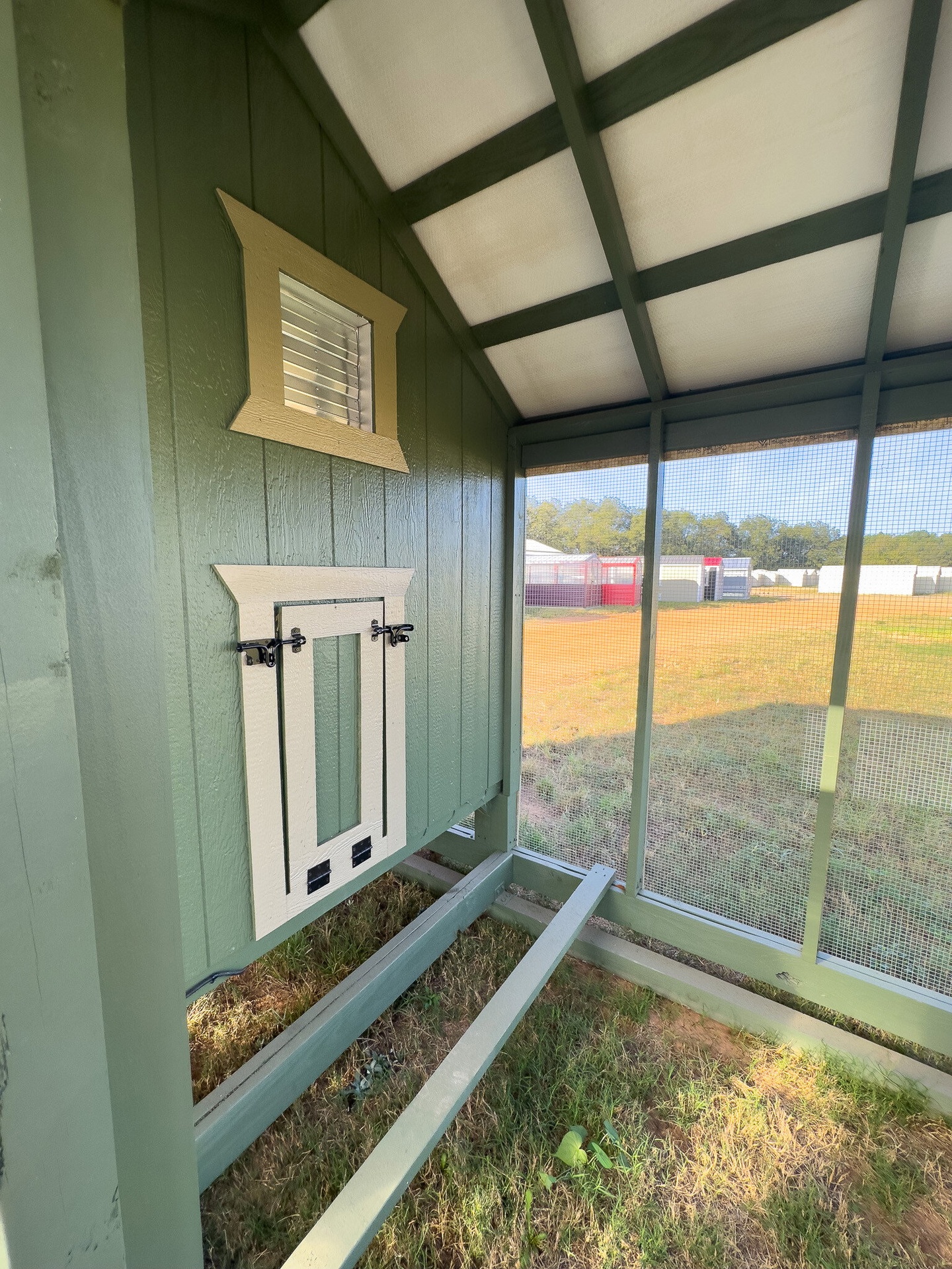 6x12 Cottage Style Chicken Coop & Run serial CSCR-6951-0612-110523