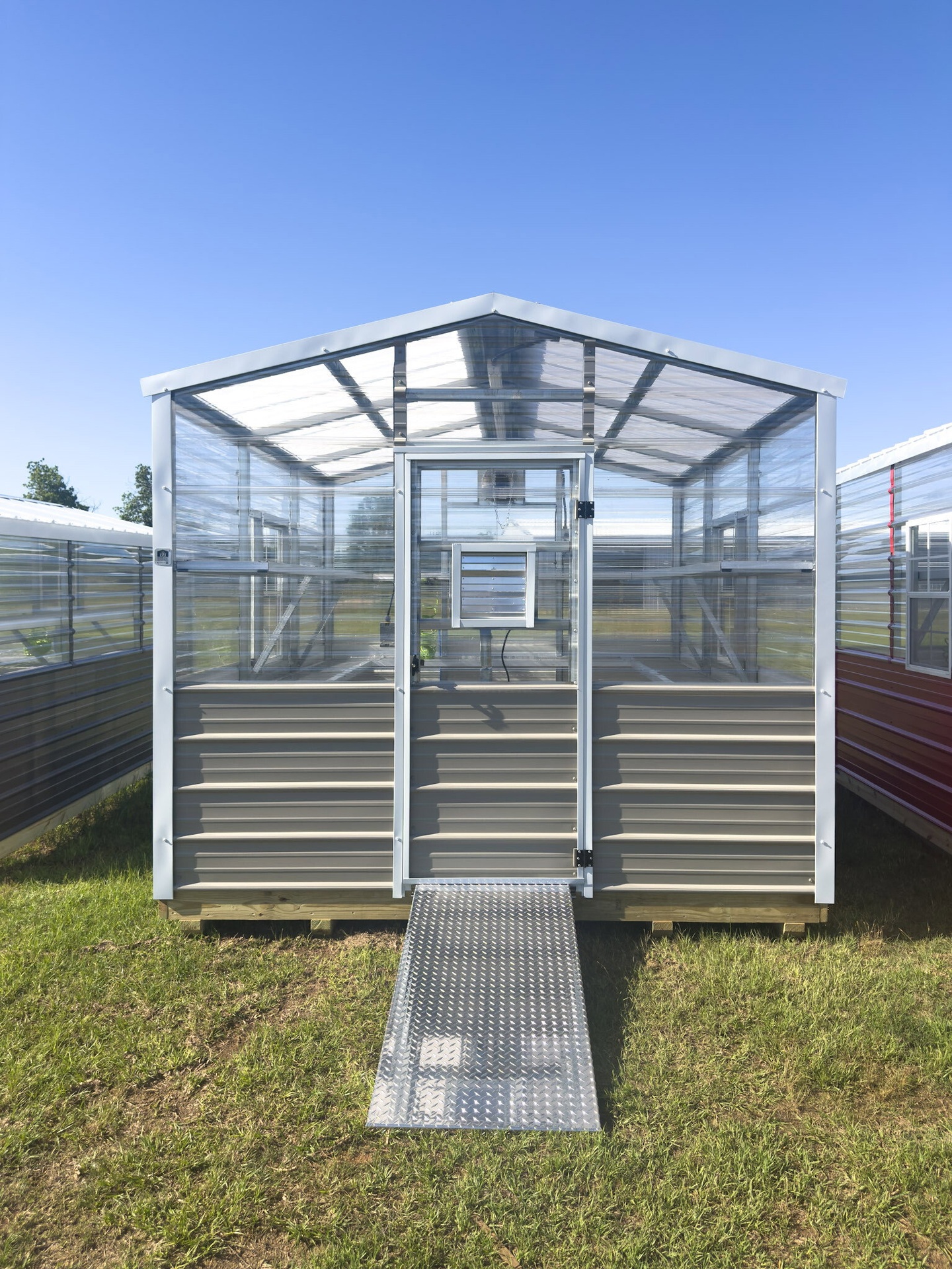 10x12 Greenhouse Deluxe serial DSGR-9366-1012-151225