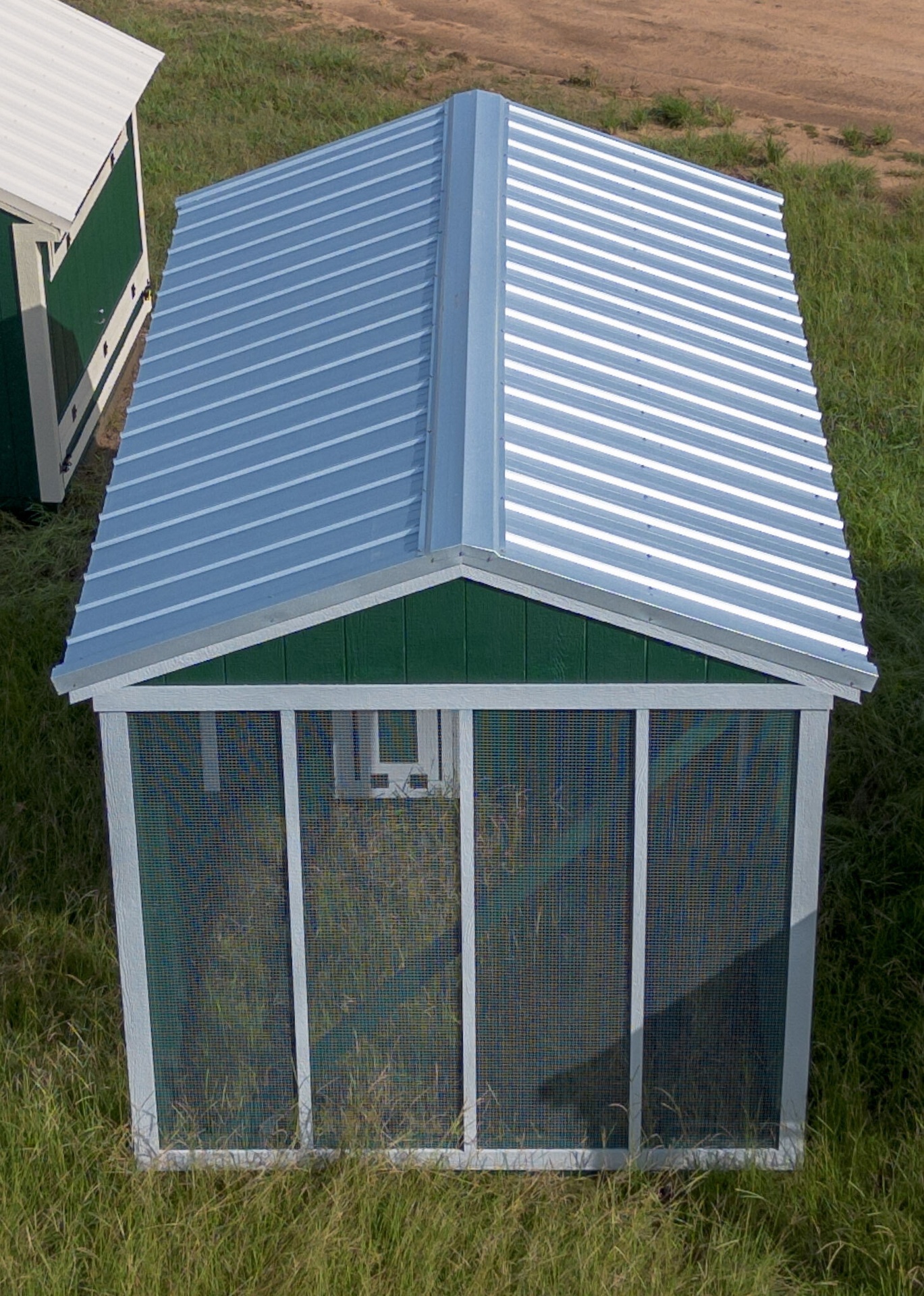 8x14 Deluxe Style Chicken Coop serial DCR-8900-0814-070625