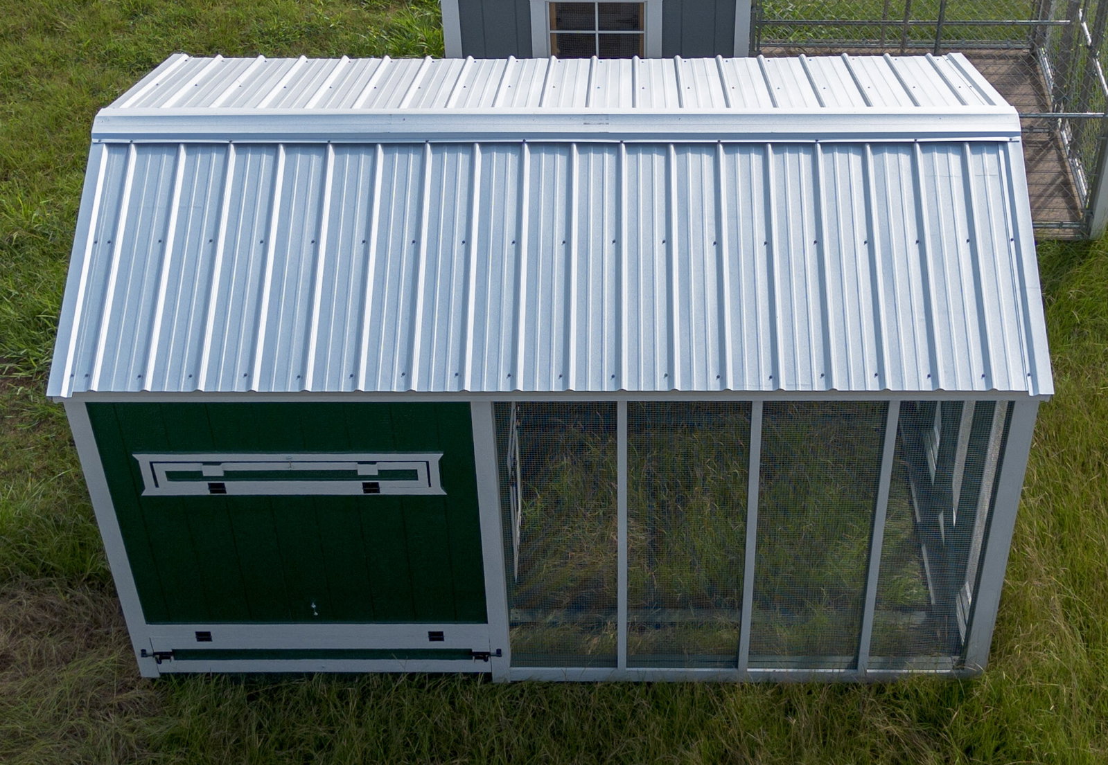 8x14 Deluxe Style Chicken Coop serial DCR-8900-0814-070625