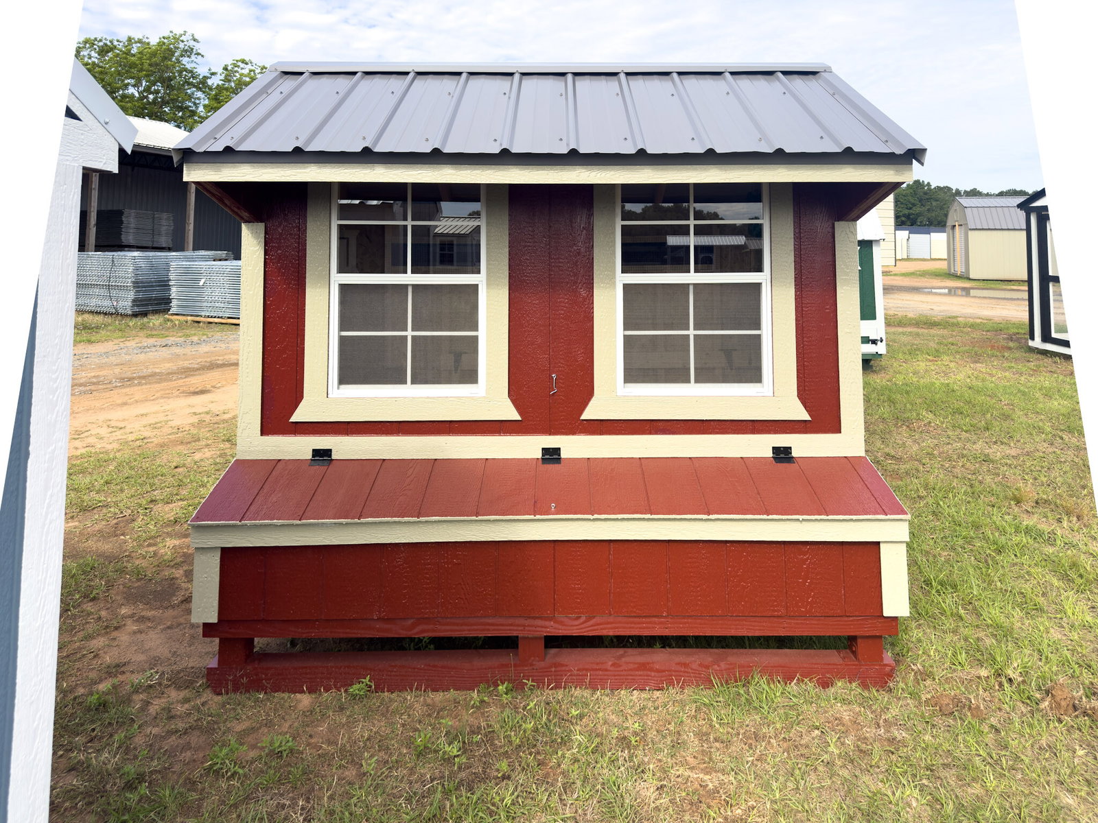 5x8 Cottage Style Chicken Coop serial CSCC-9461-0508-030326