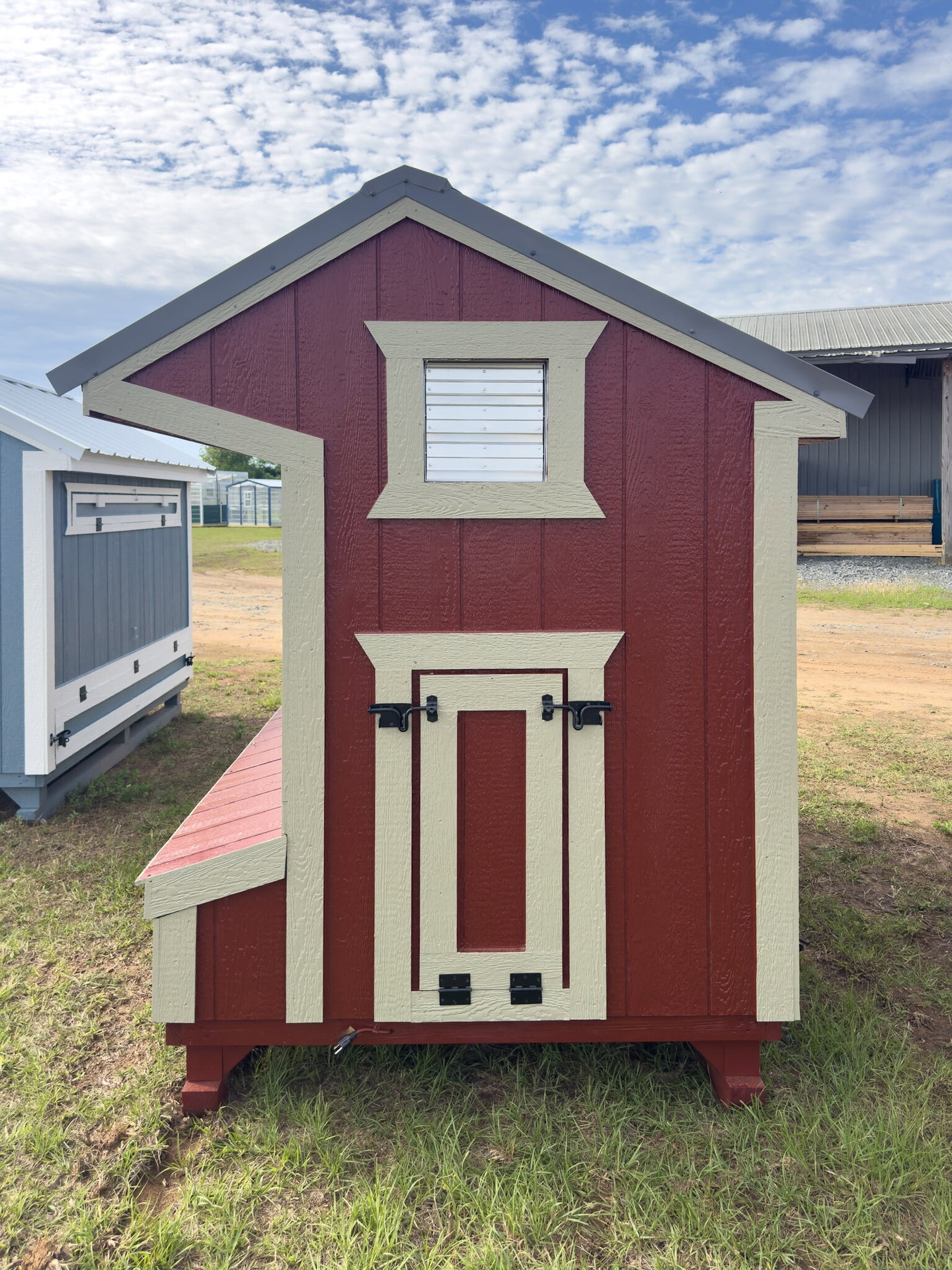 5x8 Cottage Style Chicken Coop serial CSCC-9461-0508-030326