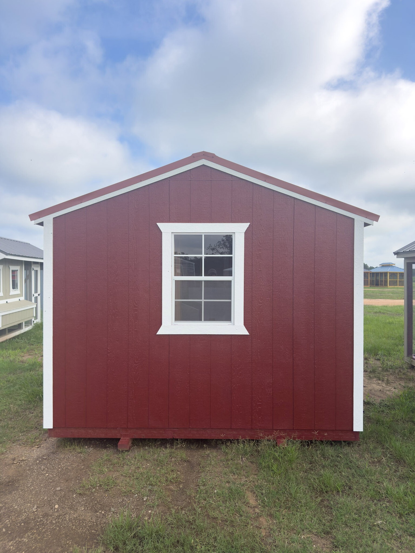 10x16 Deluxe Style Chicken Coop serial DCR-9523-1016-030426