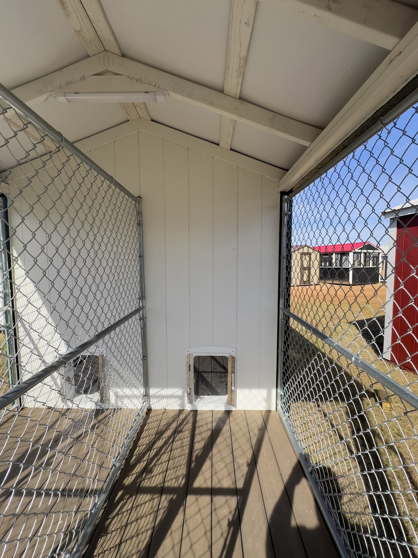 8x16 Double Deluxe Dog Kennel serial DDDK-8155-0816-280524