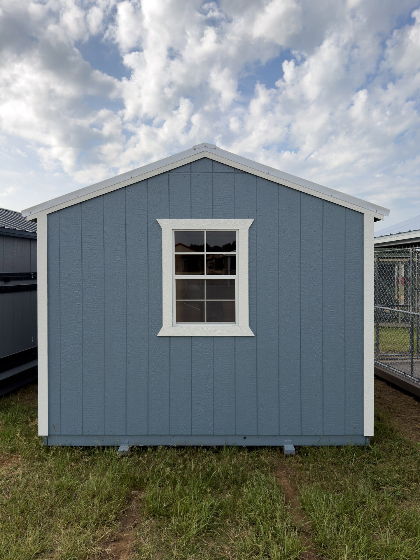 10x16 Deluxe Style Chicken Coop serial DCR-9592-1016-100526