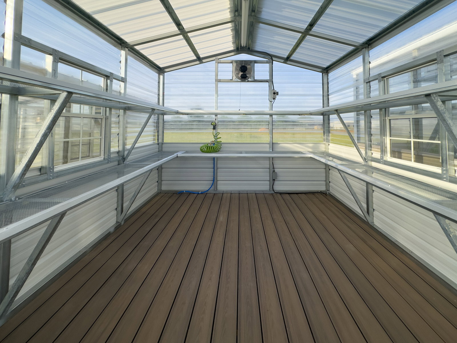 10x12 Greenhouse Deluxe serial DSGR-8794-1012-050525