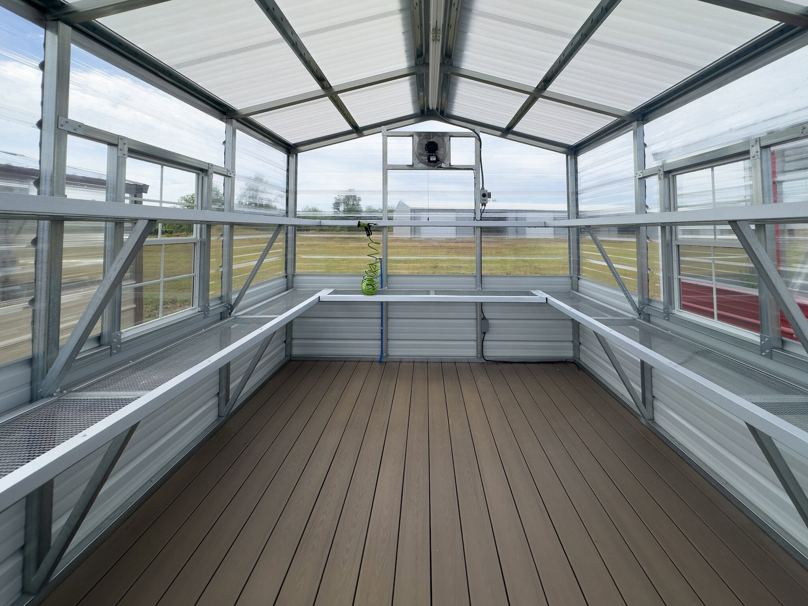 10x12 Greenhouse Deluxe serial DSGR-9296-1012-041125