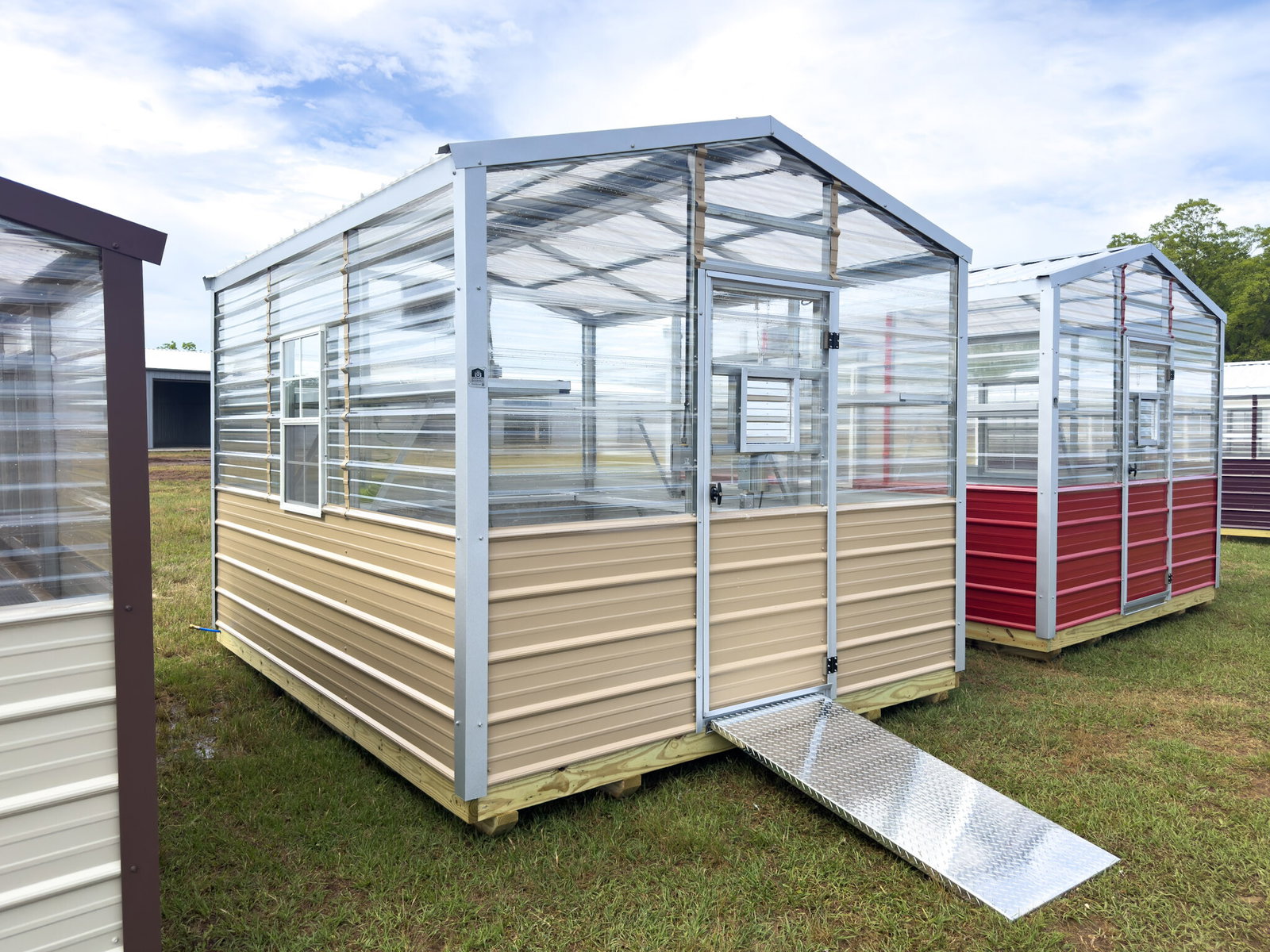 10x12 Greenhouse Deluxe serial DSGR-9296-1012-041125