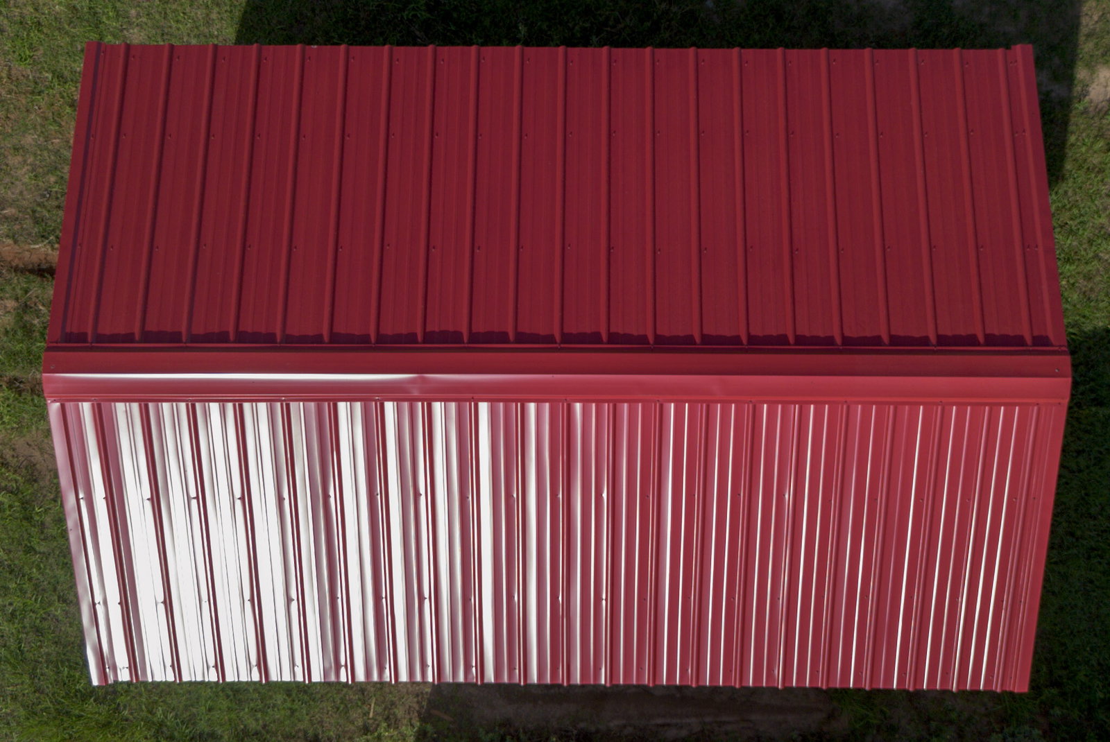 10x16 Deluxe Style Chicken Coop serial DCR-9522-1016-030426