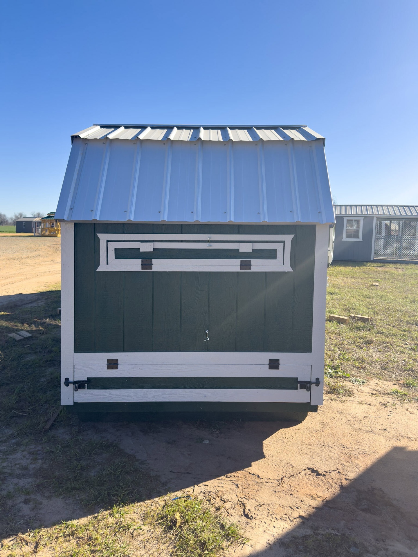 6x6 Barn Style Chicken Coop serial BSCC-8629-0606-110225