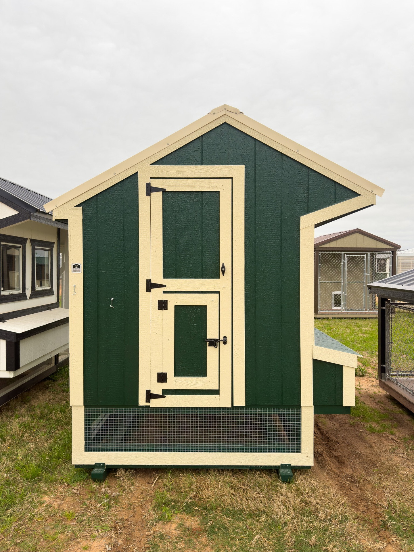 6x12 Cottage Style Chicken Coop & Run serial CSCR-7744-0612-160124