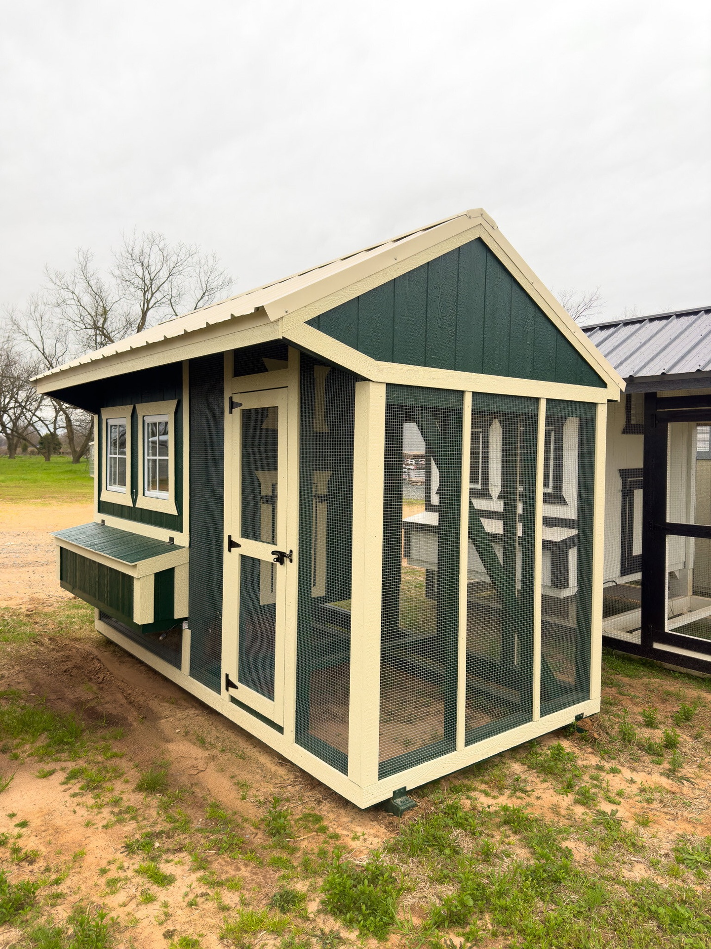 6x12 Cottage Style Chicken Coop & Run serial CSCR-7744-0612-160124