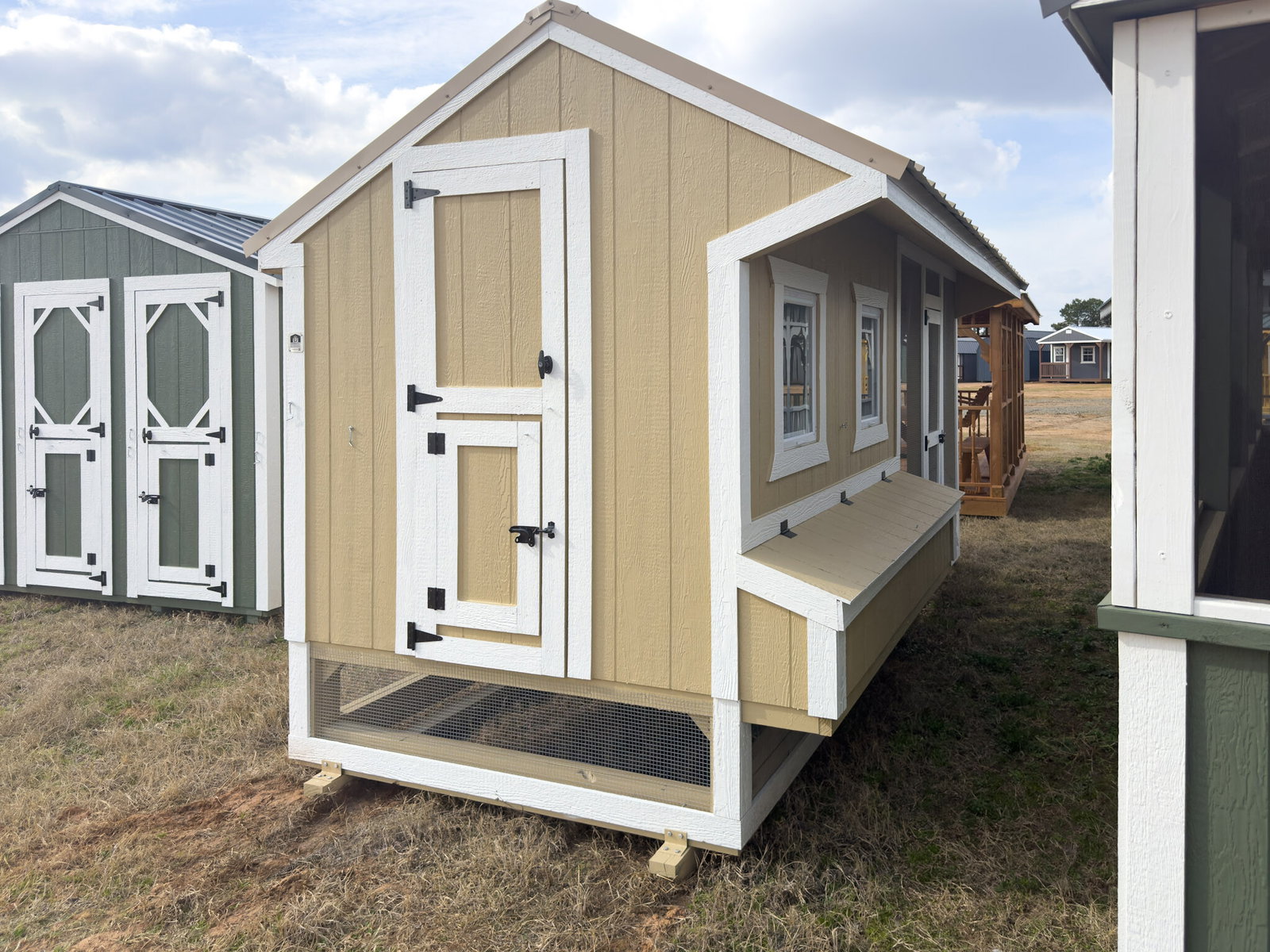 6x15x7 Cottage Style Chicken Coop & Run serial CSCR-8446-0615-141124