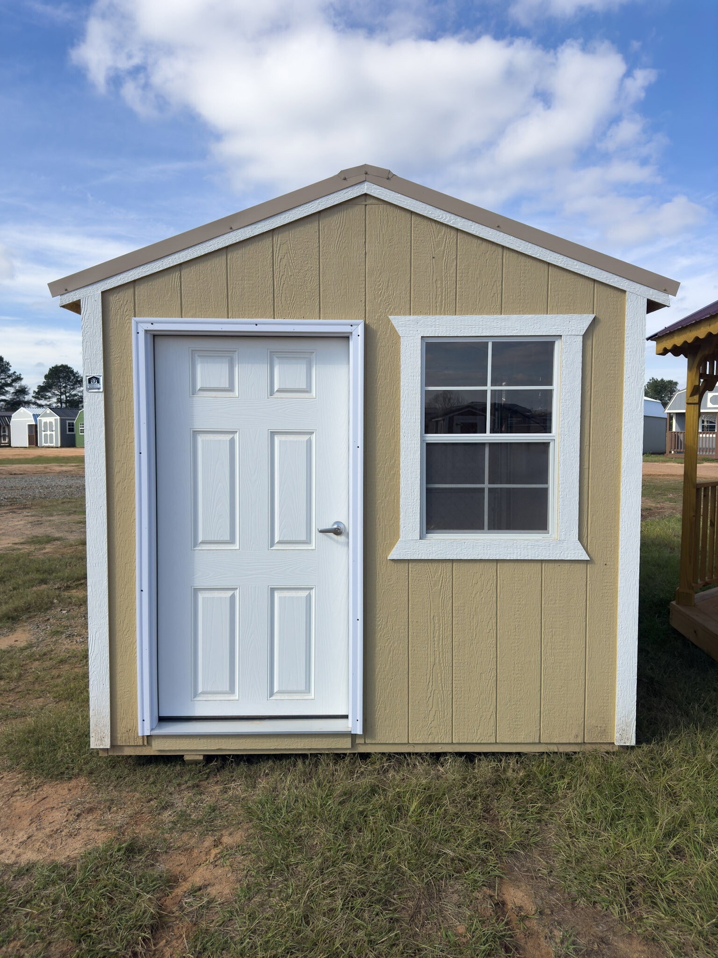 8x16 Double Deluxe Dog Kennel serial DDDK-8181-0816-100624