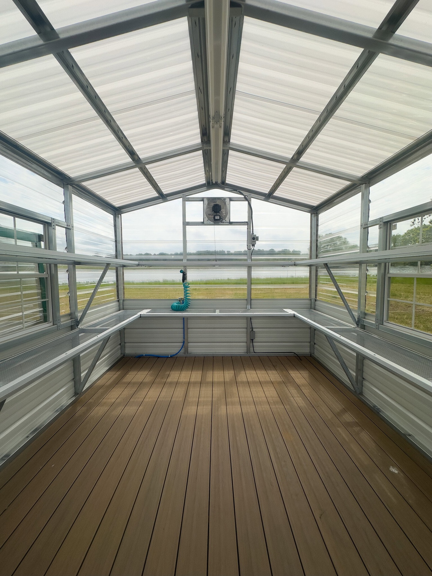 10x12 Greenhouse Deluxe serial DSGR-7487-1012-021123
