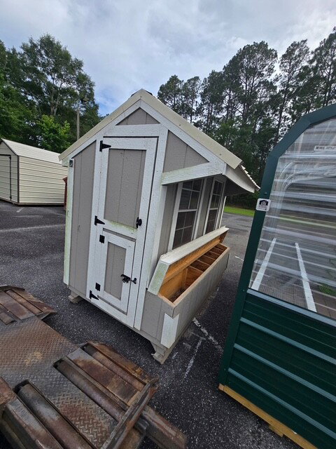 5x8 Cottage Style Chicken Coop serial CSCC-6632-0508-230223
