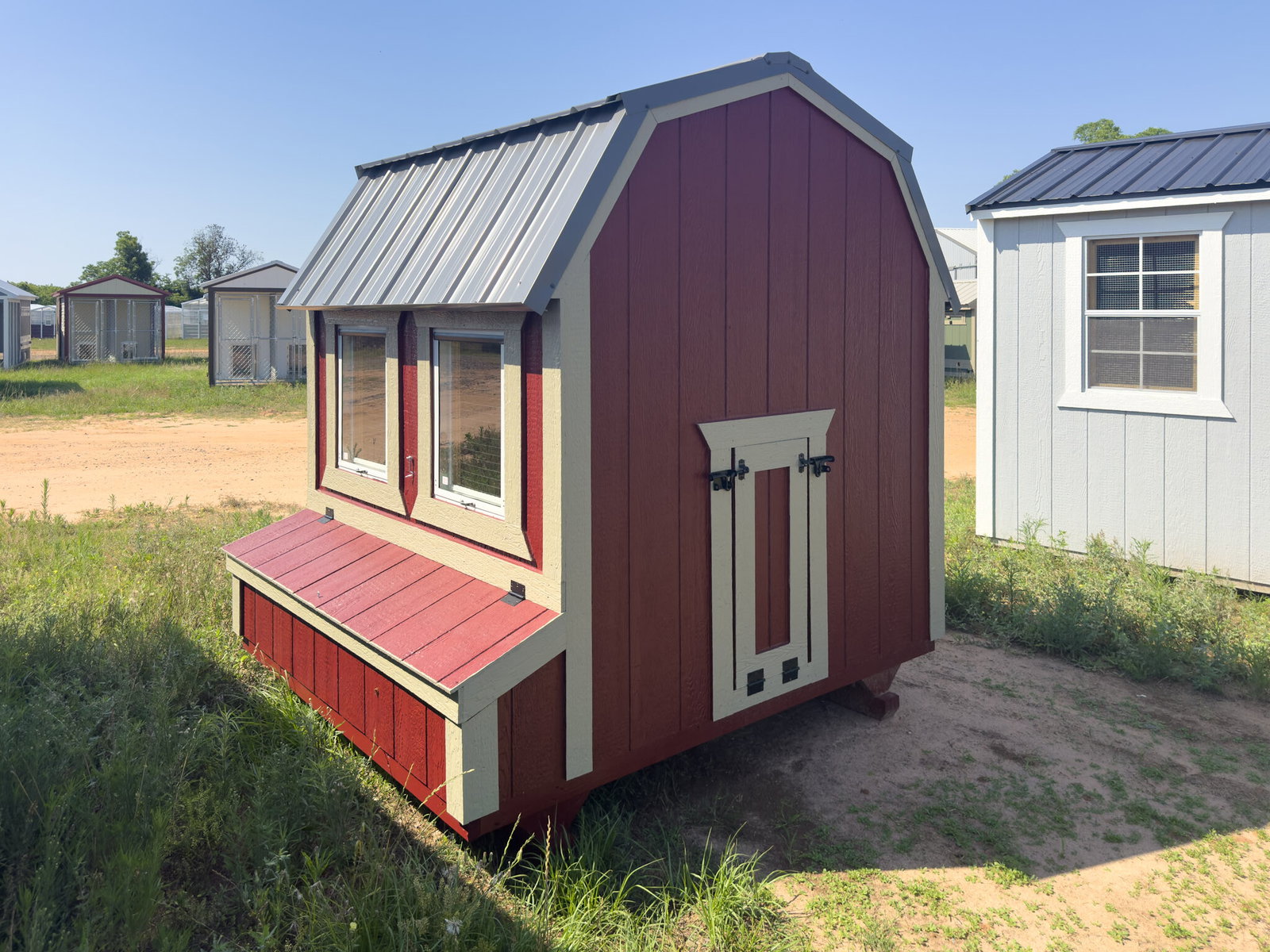 6x6 Barn Style Chicken Coop serial BSCC-8758-0606-100425