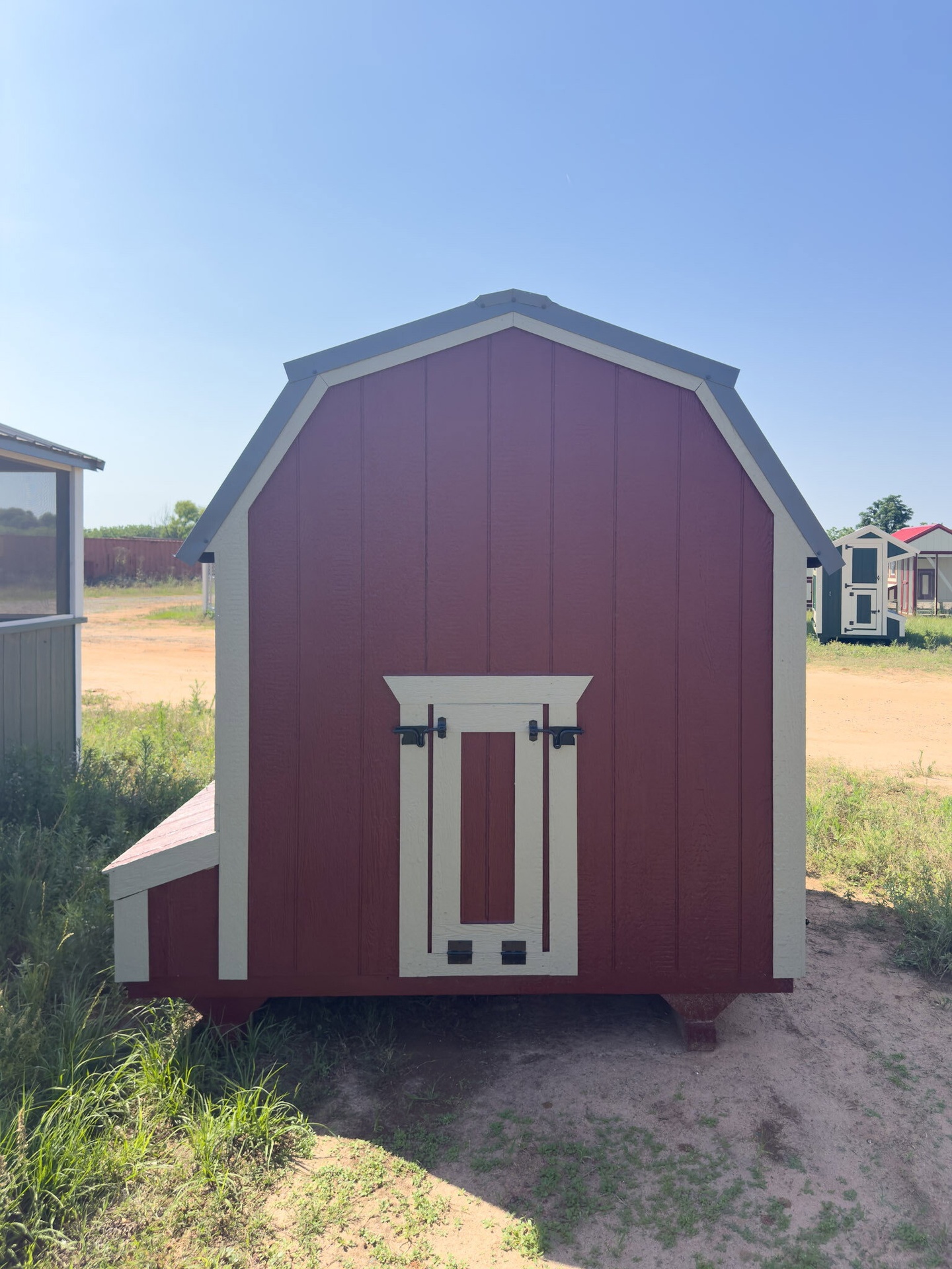 6x6 Barn Style Chicken Coop serial BSCC-8758-0606-100425