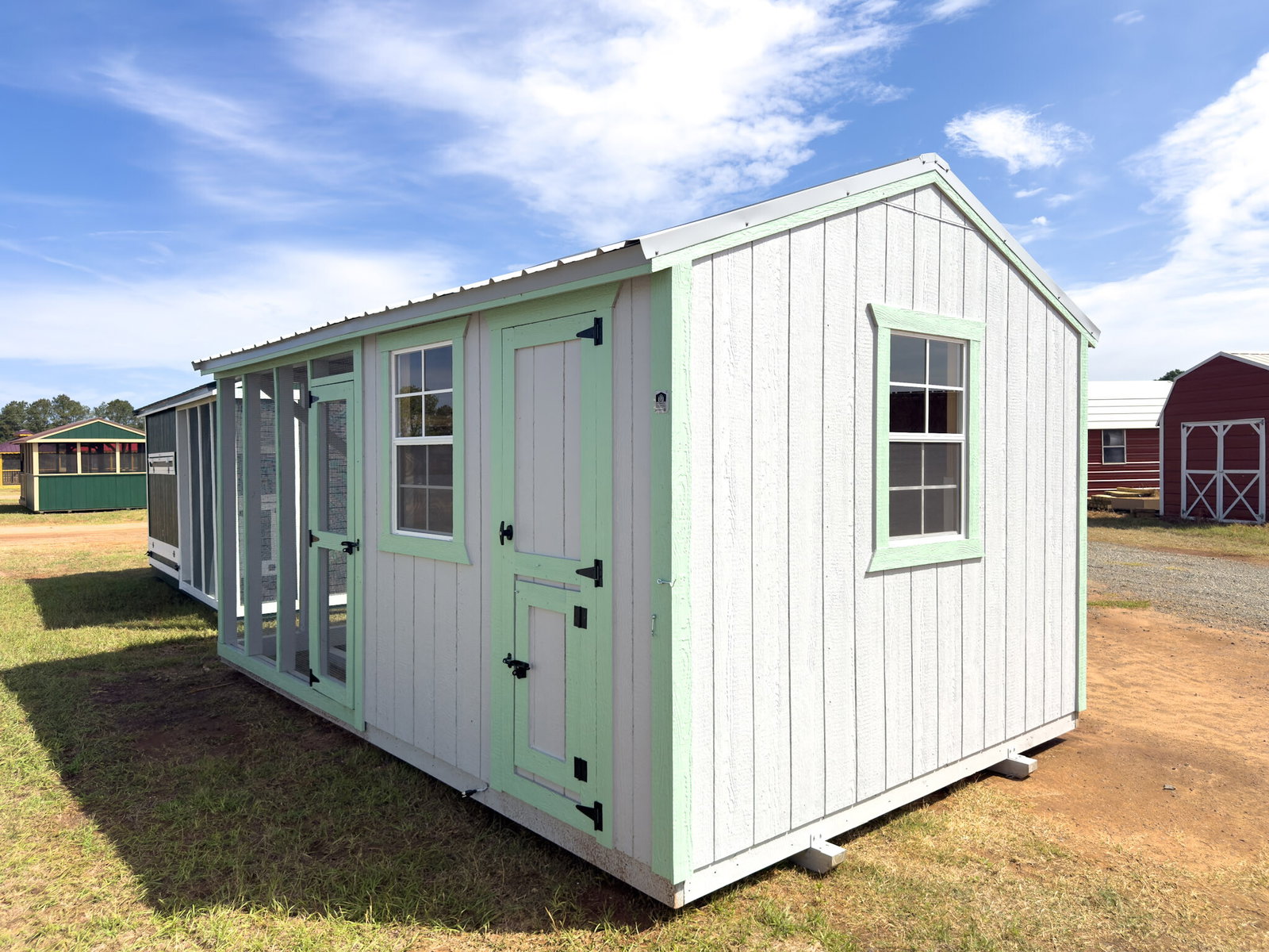 10x16 Deluxe Style Chicken Coop serial DCR-9501-1016-020426