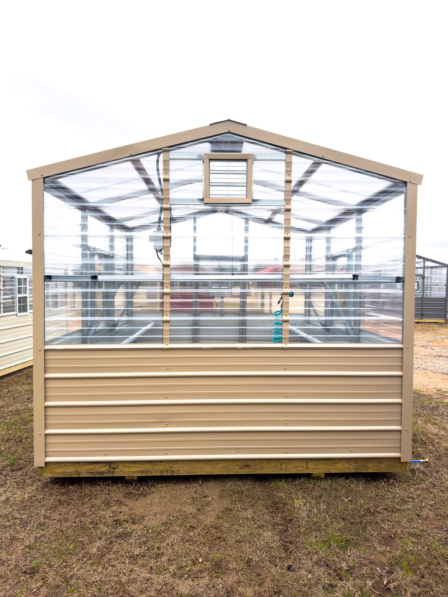 10x12 Greenhouse Deluxe serial DSGR-7571-1012-071123