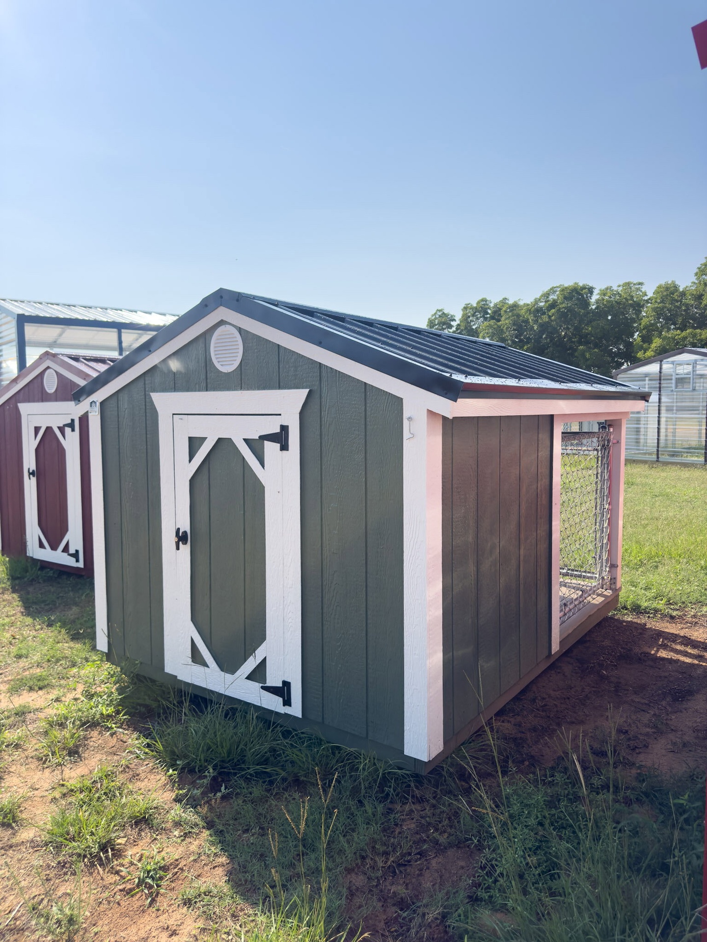 6x8 Low Profile Single Dog Kennel serial LPDK-8045-0608-060524