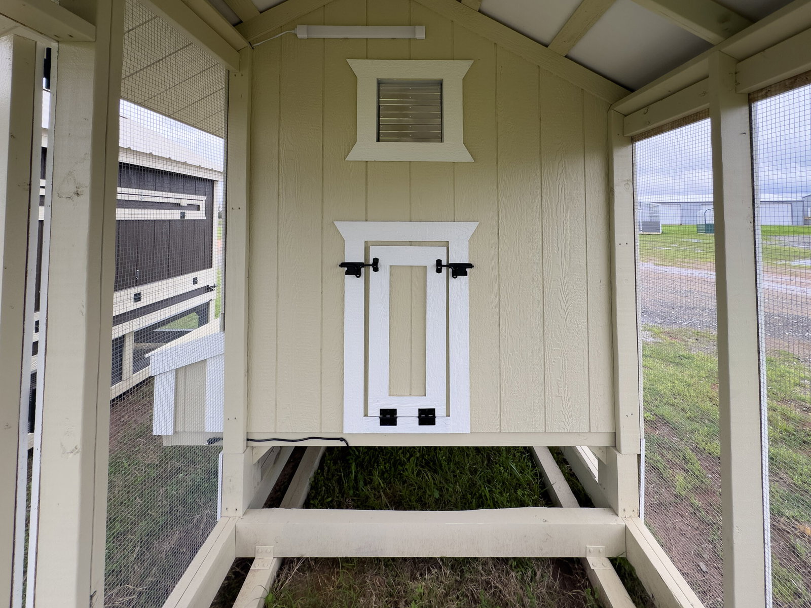 6x15x7 Cottage Style Chicken Coop & Run serial CSCR-9309-0615-011225