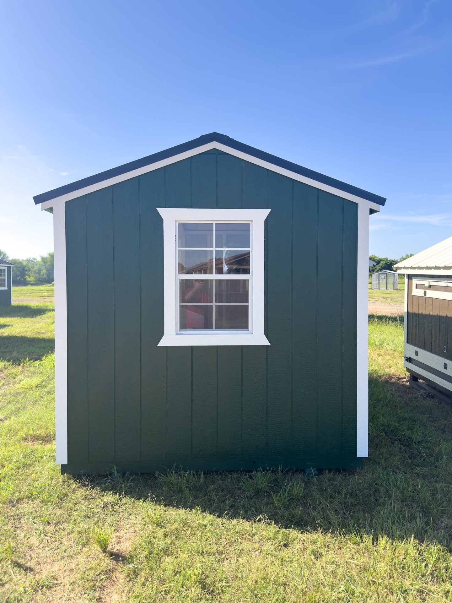 8x14 Deluxe Style Chicken Coop serial DCR-8959-0814-230625