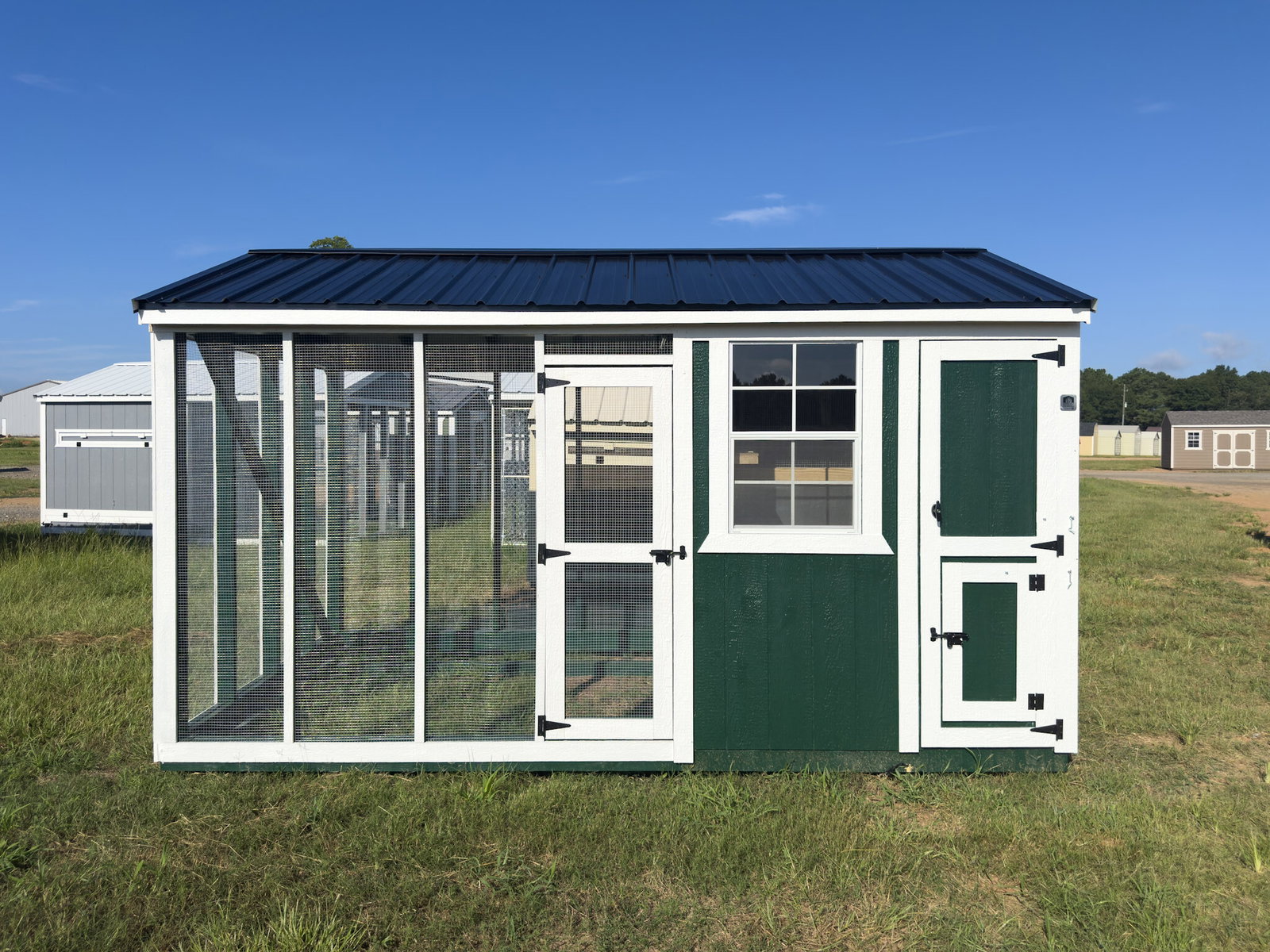 8x14 Deluxe Style Chicken Coop serial DCR-8959-0814-230625