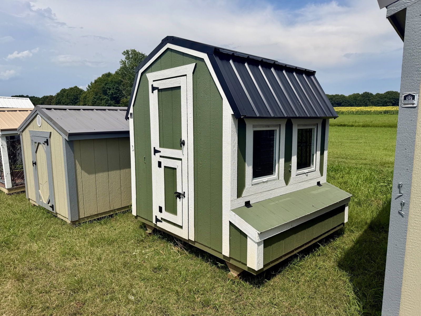 6x6 Barn Style Chicken Coop serial BSCC-8650-0606-060325