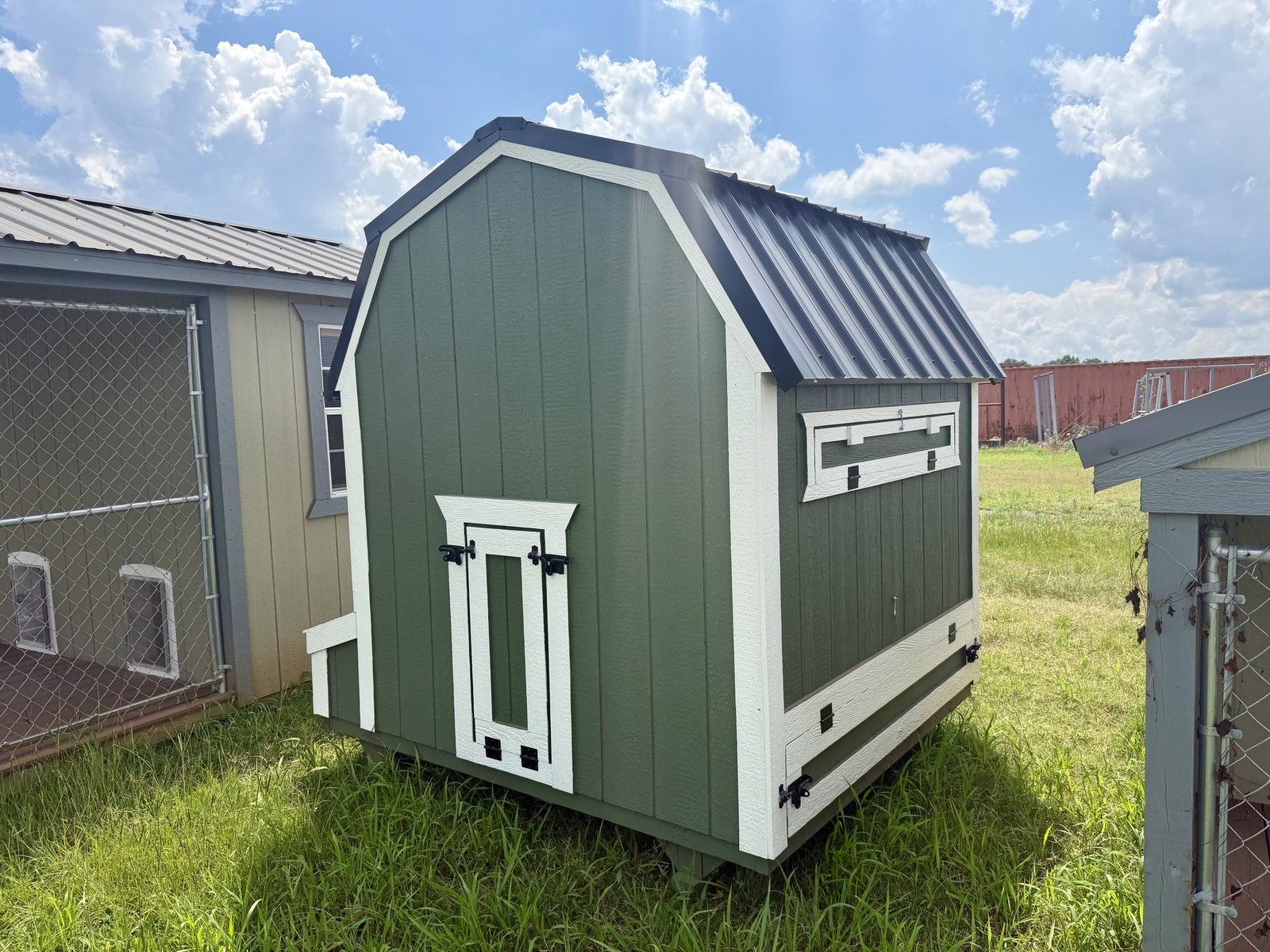 6x6 Barn Style Chicken Coop serial BSCC-8650-0606-060325