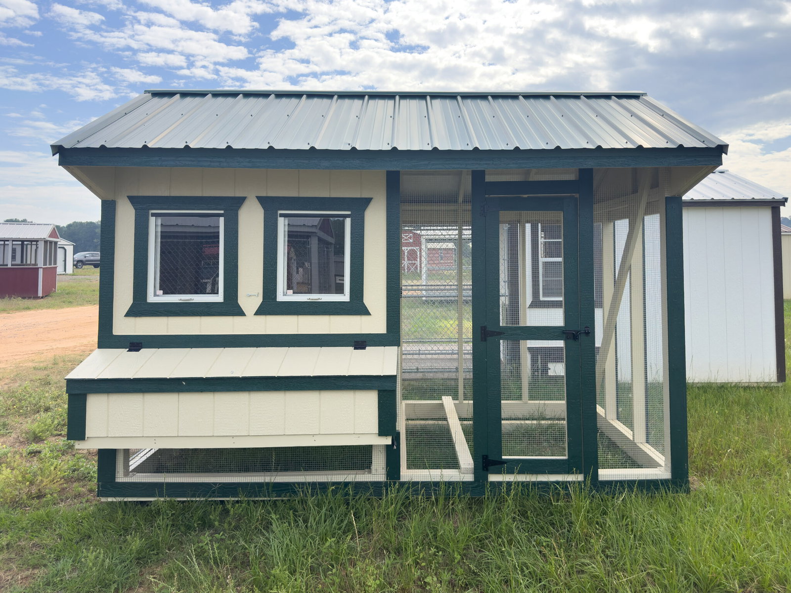 6x12 Cottage Style Chicken Coop & Run serial CSCR-8729-0612-090425