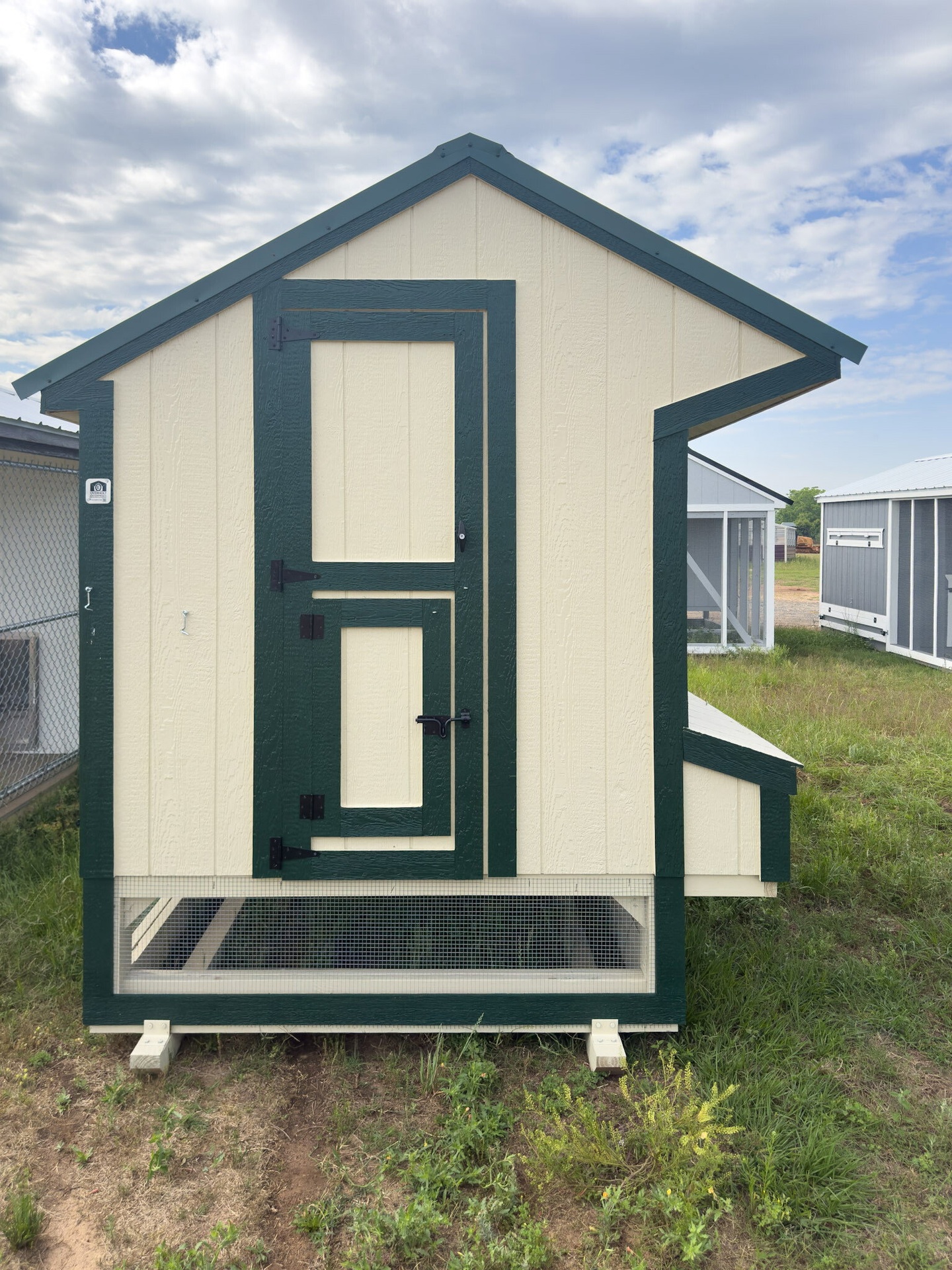6x12 Cottage Style Chicken Coop & Run serial CSCR-8729-0612-090425