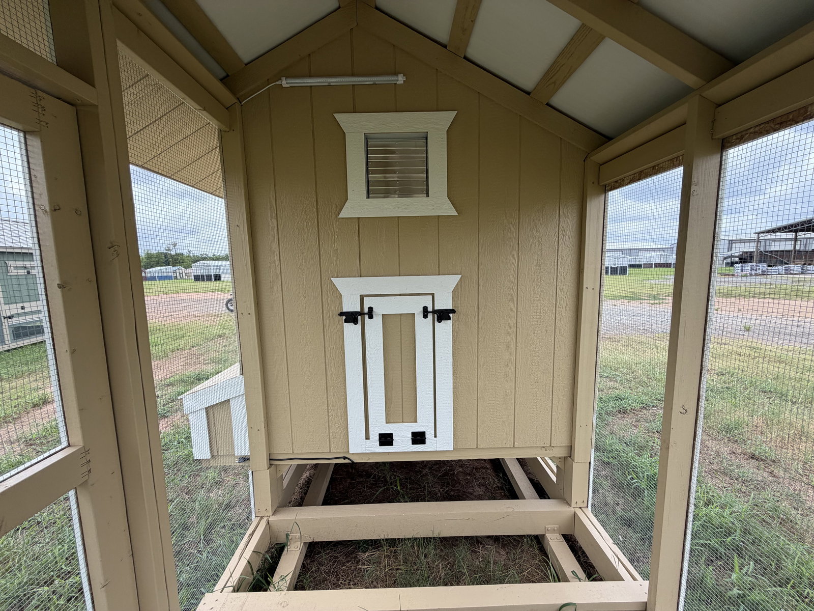 6x15x7 Cottage Style Chicken Coop & Run serial CSCR-9511-0615-020426