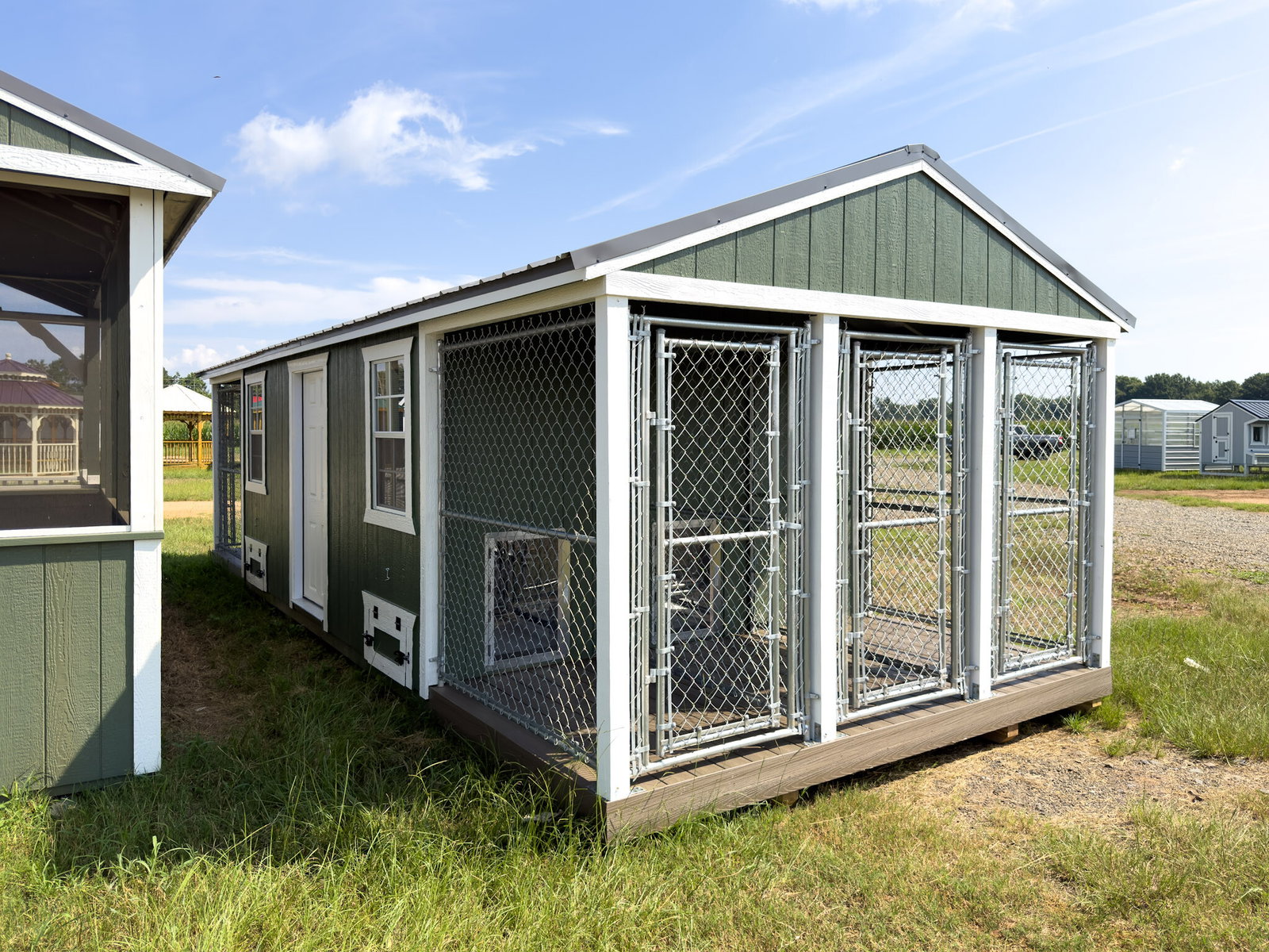 12x28 6 Run Deluxe Dog Kennel serial D6DK-9558-1228-220426