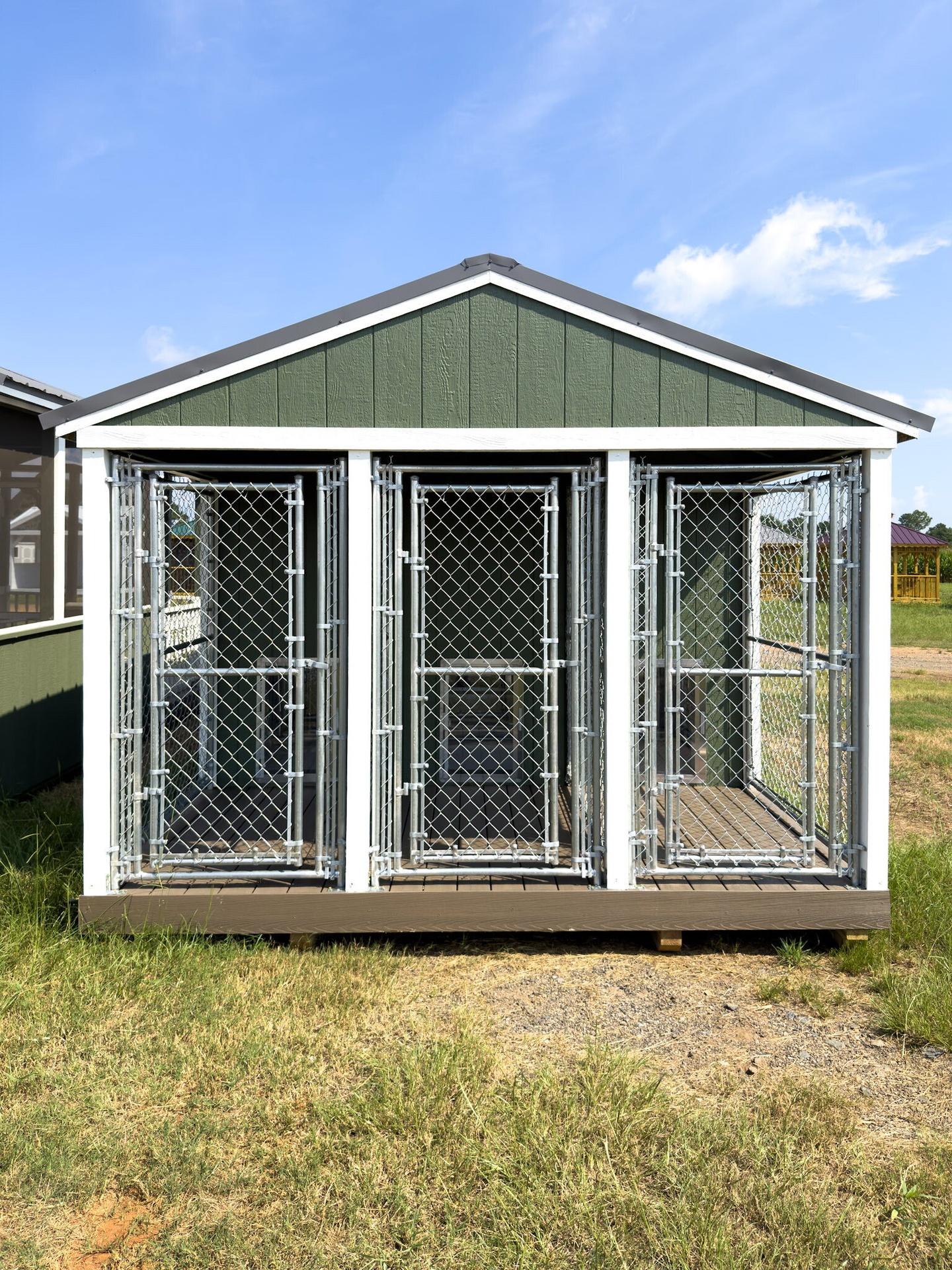 12x28 6 Run Deluxe Dog Kennel serial D6DK-9558-1228-220426