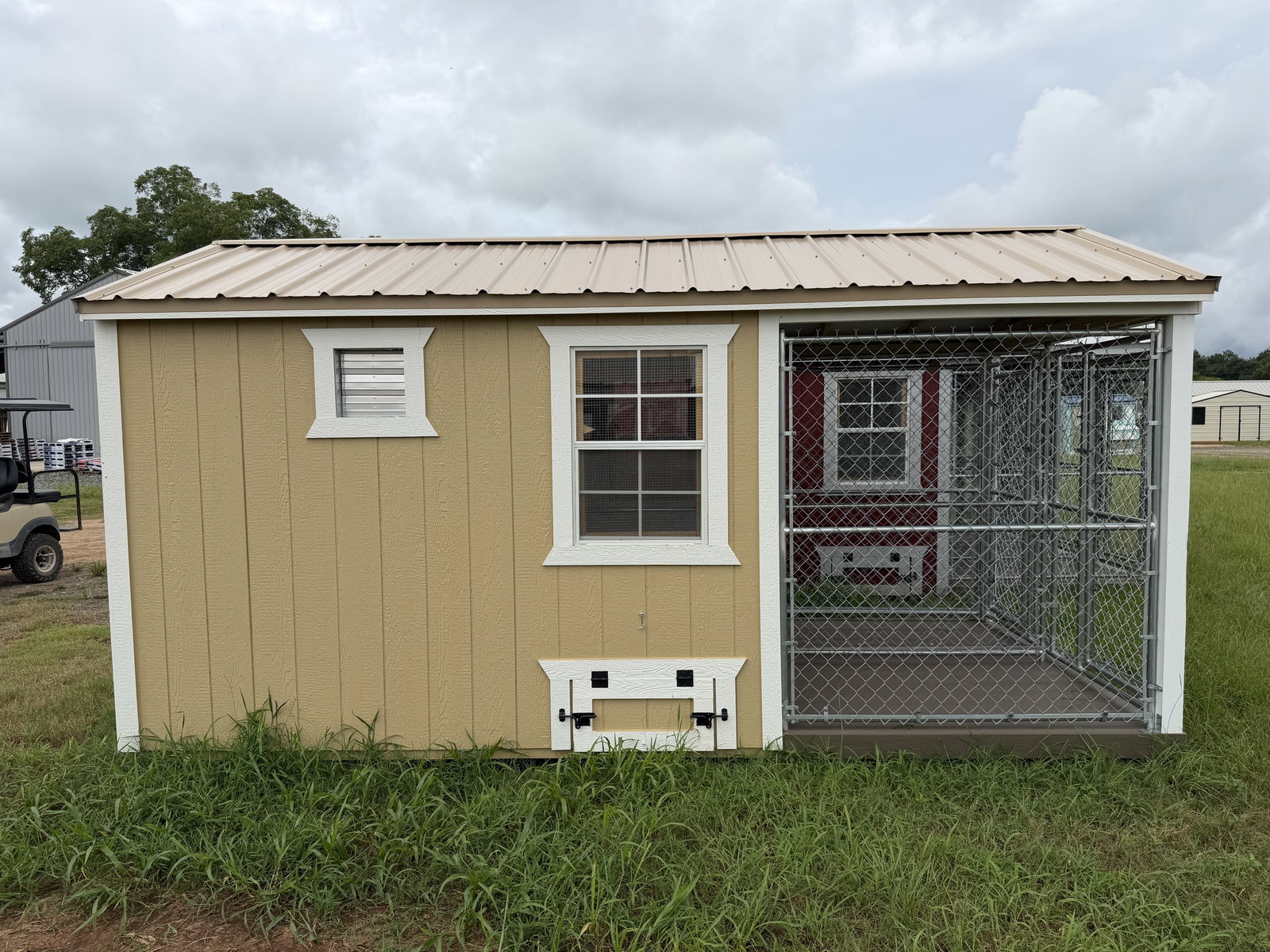 8x16 Double Deluxe Dog Kennel serial DDDK-9349-0816-151225