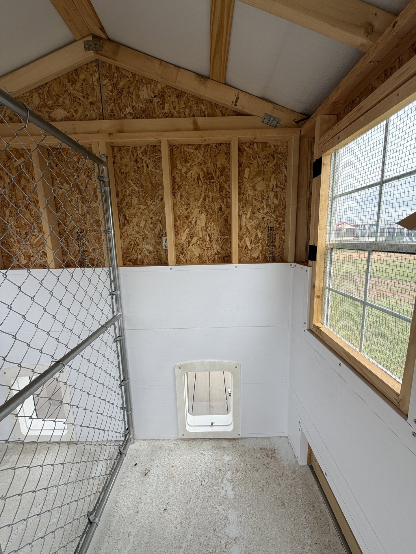 8x16 Double Deluxe Dog Kennel serial DDDK-9349-0816-151225