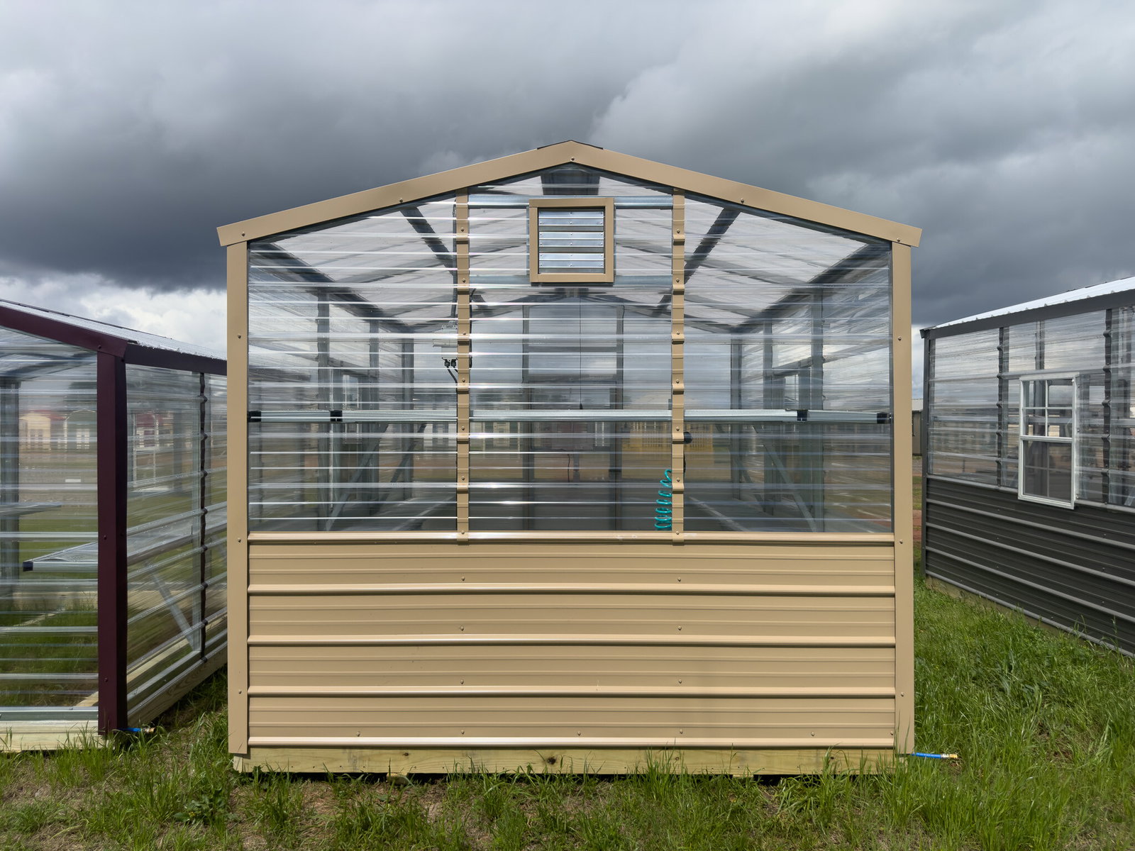 10x12 Greenhouse Deluxe serial DSGR-7456-1012-021123