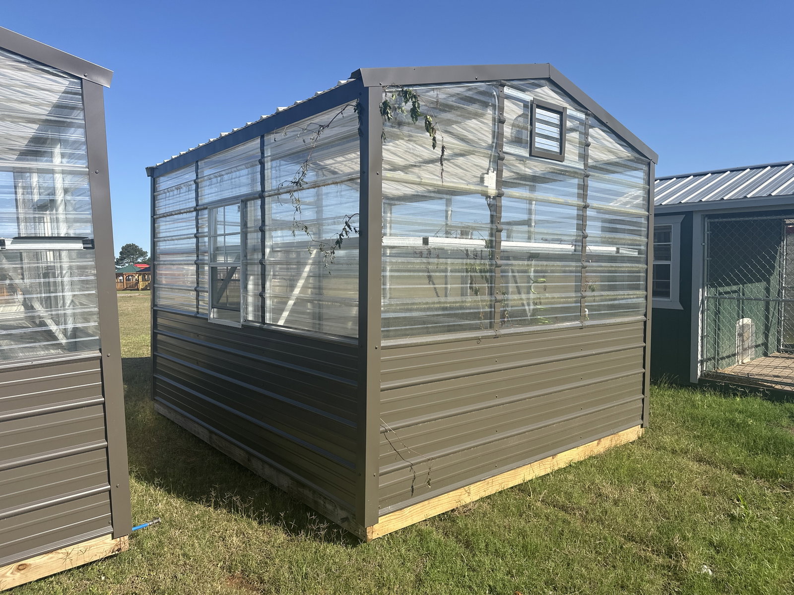 10x12 Greenhouse Deluxe serial DSGR-8125-1012-200524