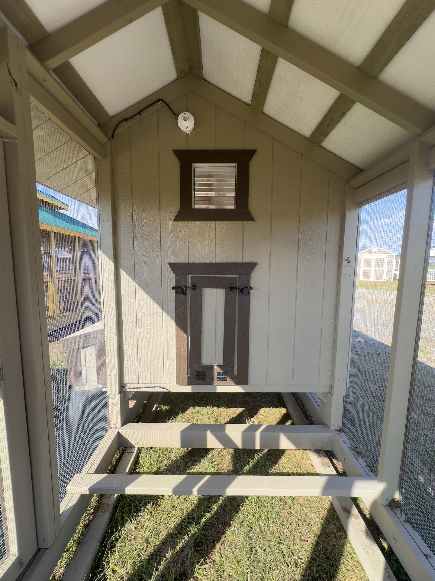 6x15x7 Cottage Style Chicken Coop & Run serial CSCR-8180-0615-100624