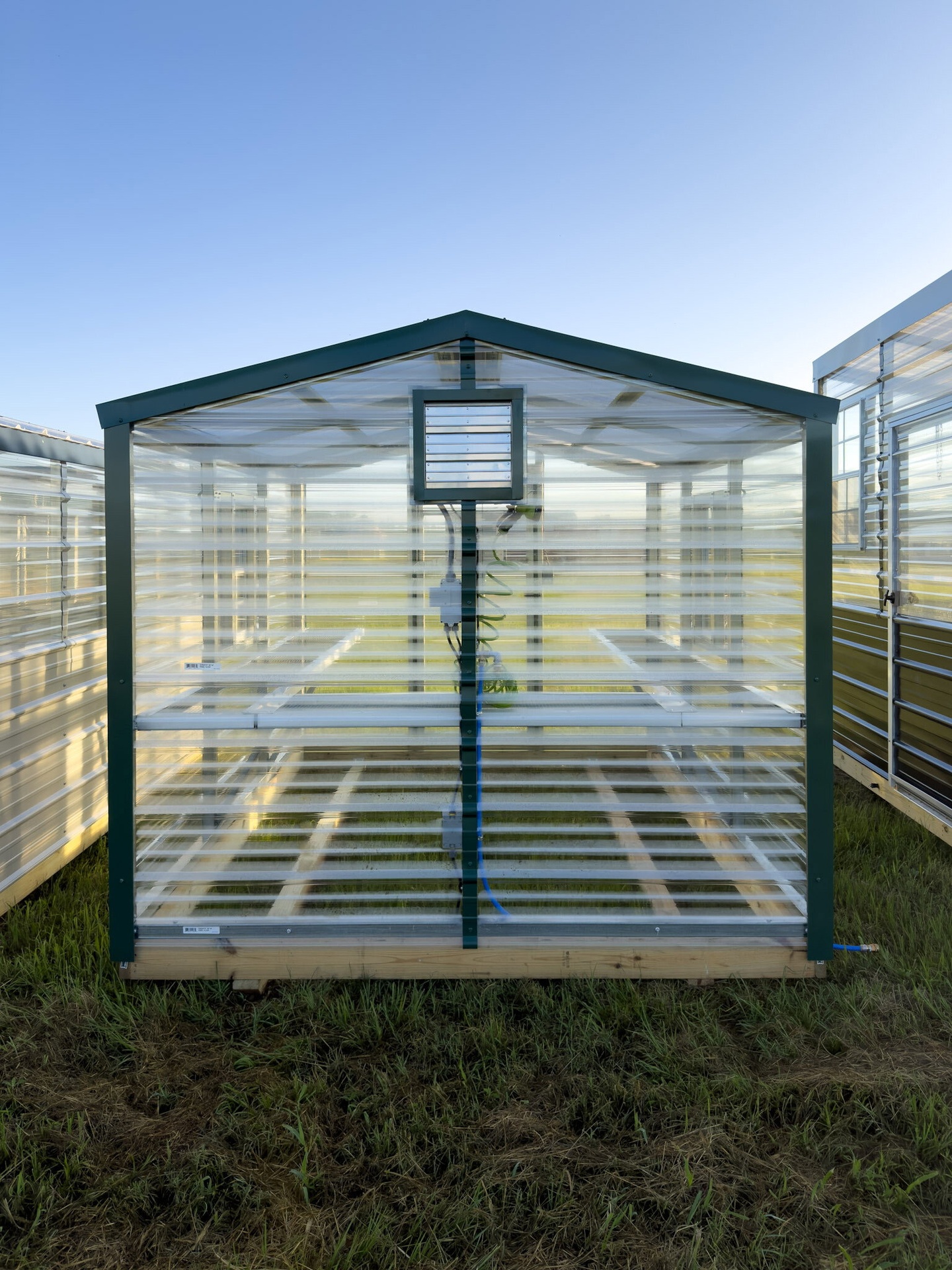8x10 Greenhouse serial AFSG-9434-0810-190226