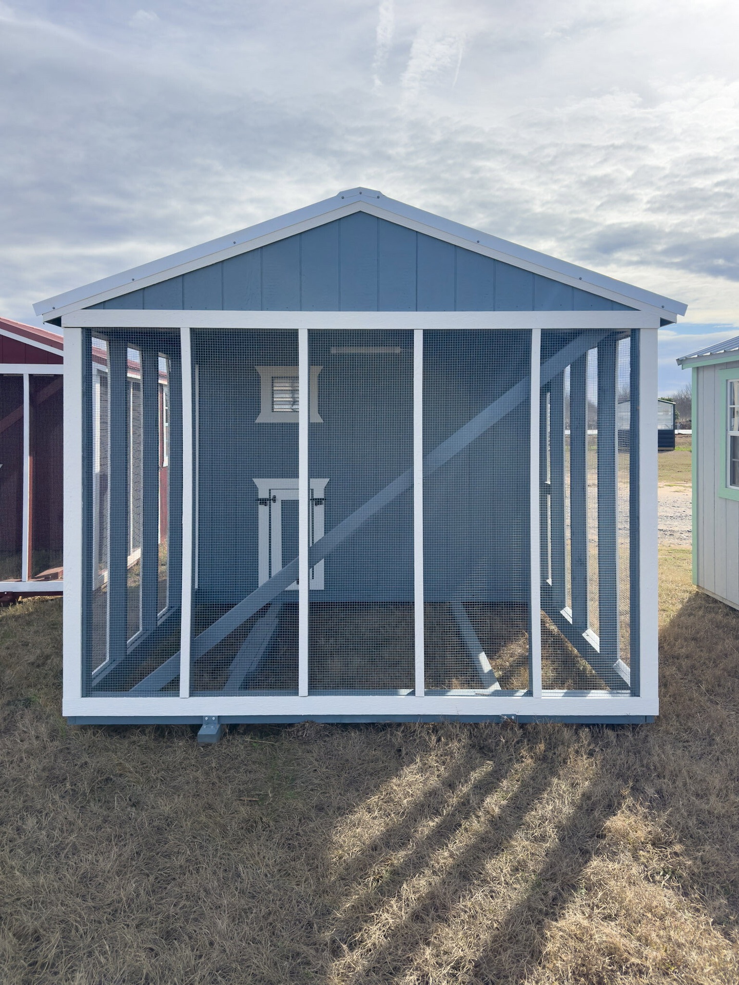 10x16 Deluxe Style Chicken Coop serial DCR-9112-1016-020925