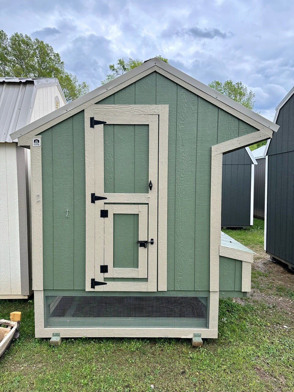 6x12 Cottage Style Chicken Coop & Run serial CSCR-6278-0612-221022